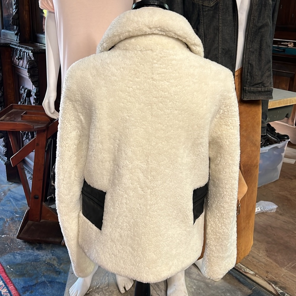 Shearling and leather jacket - Picture 3 of 8
